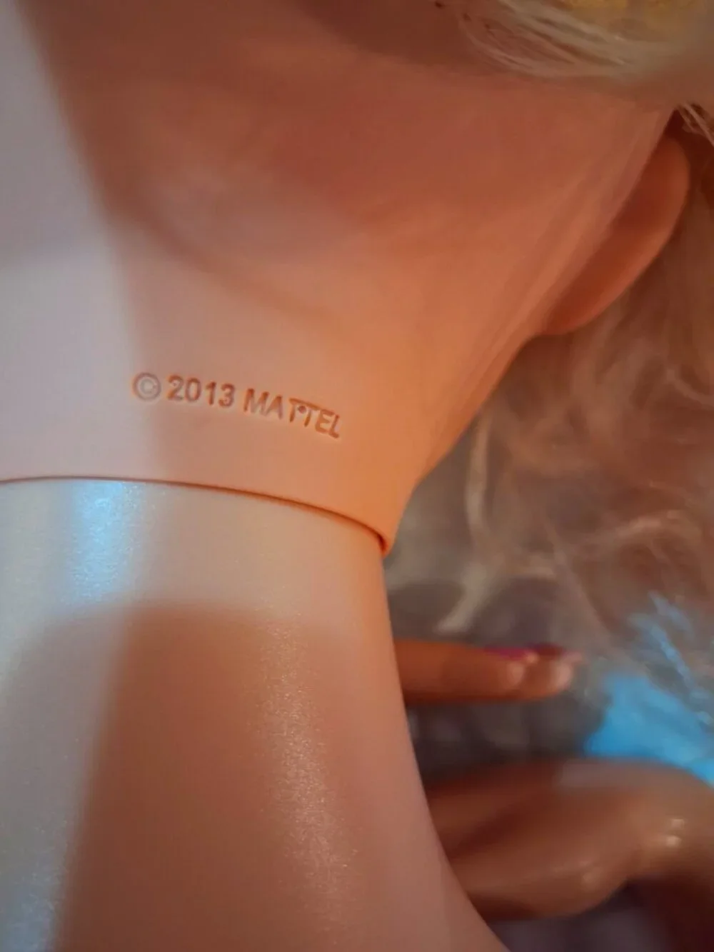 Barbie Blonde Styling Doll Head With Makeup Glittery Top RARE